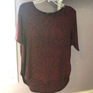 F21 Burgundy short sleeve top